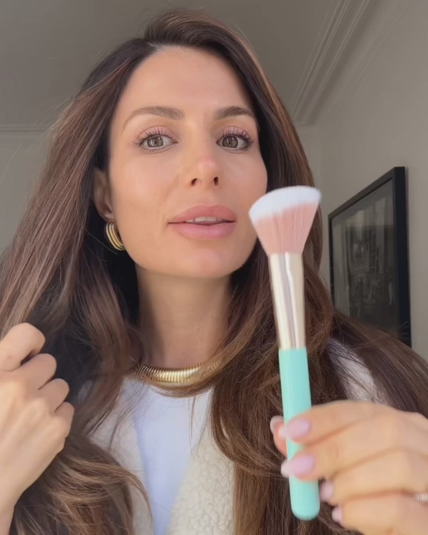 ANGLED BLUSH BRUSH - SWEED